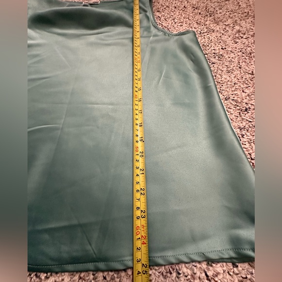 Pleione Sleeveless Satin Blouse - Picture 7 of 8